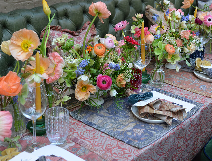 Spill resistant V&A fabric colours